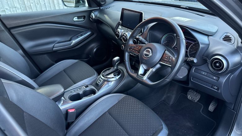Nissan Juke 1.6 Hybrid N-Connecta 5dr Auto Hybrid Hatchback